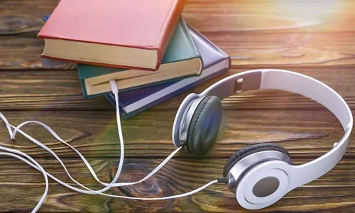 تغطية وأخبار أفضل 10 مواقع للاستماع إلى الكتب الصوتية مجانا بالعربية - كورة جول